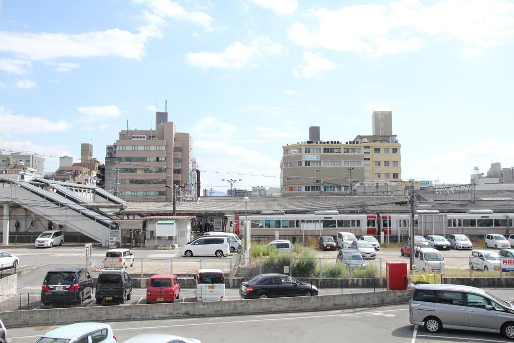 Guest House Carpe Hiroshima Koi Exterior foto